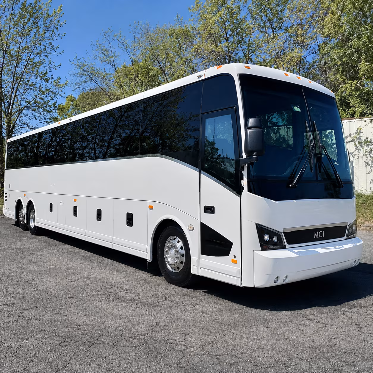 wedding special event shuttle buses to whites of westport and venus de milo